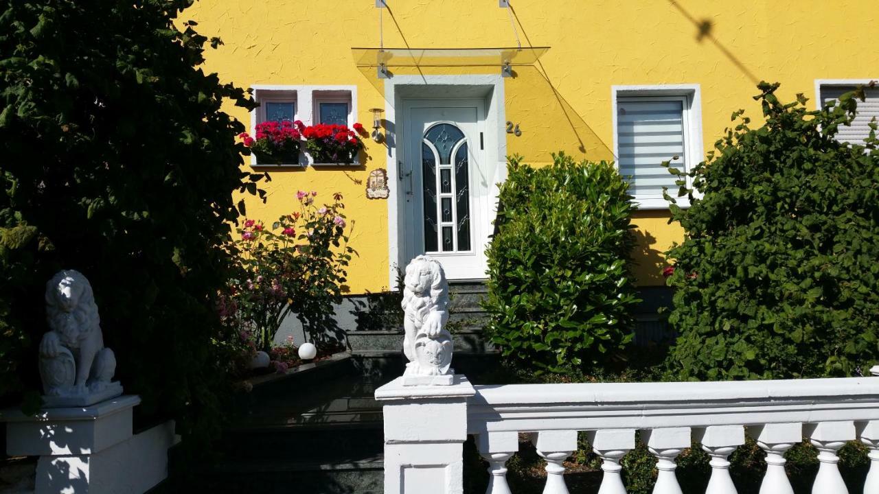 Ferienwohnung Am Gipsberg Merzig Exterior photo